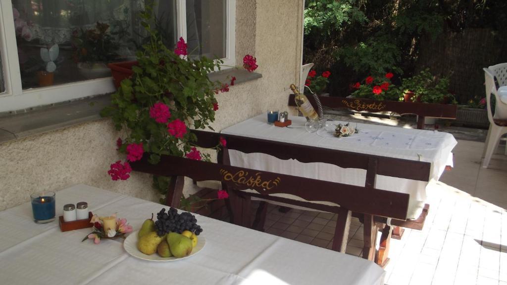 Alabastrom Panzio Es Etterem Bed & Breakfast โบกาช ภายนอก รูปภาพ