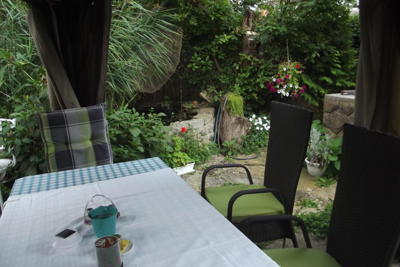 Alabastrom Panzio Es Etterem Bed & Breakfast โบกาช ภายนอก รูปภาพ